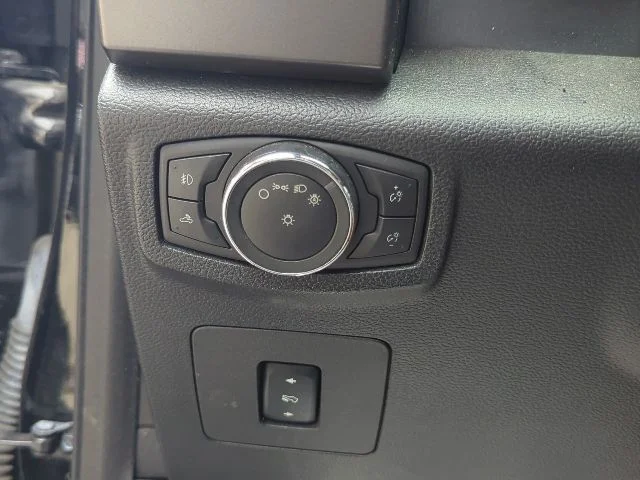 2016 Ford F-150 XLT - Photo 24