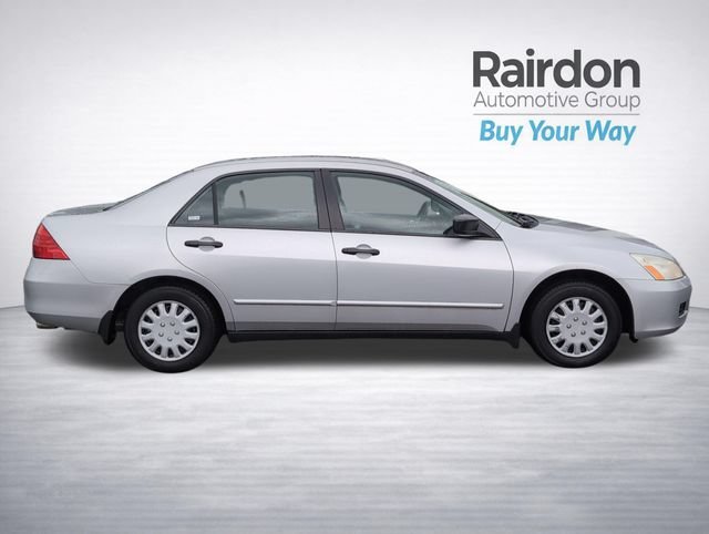 Used 2007 Alabaster Silver Metallic Honda VP image 8
