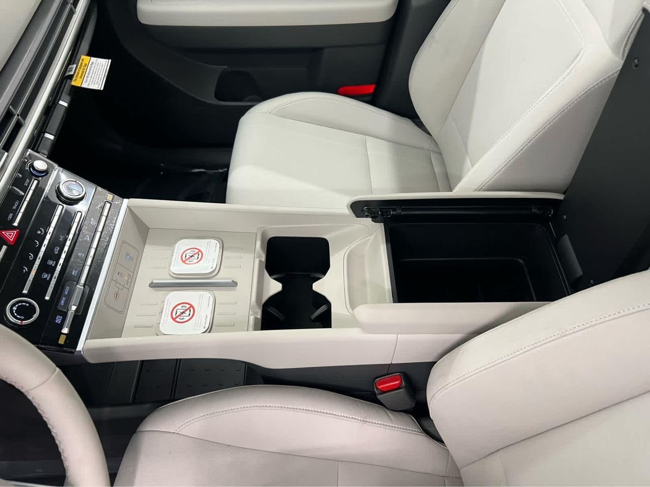 New 2026 Phantom Black Hyundai SE AWD image 19