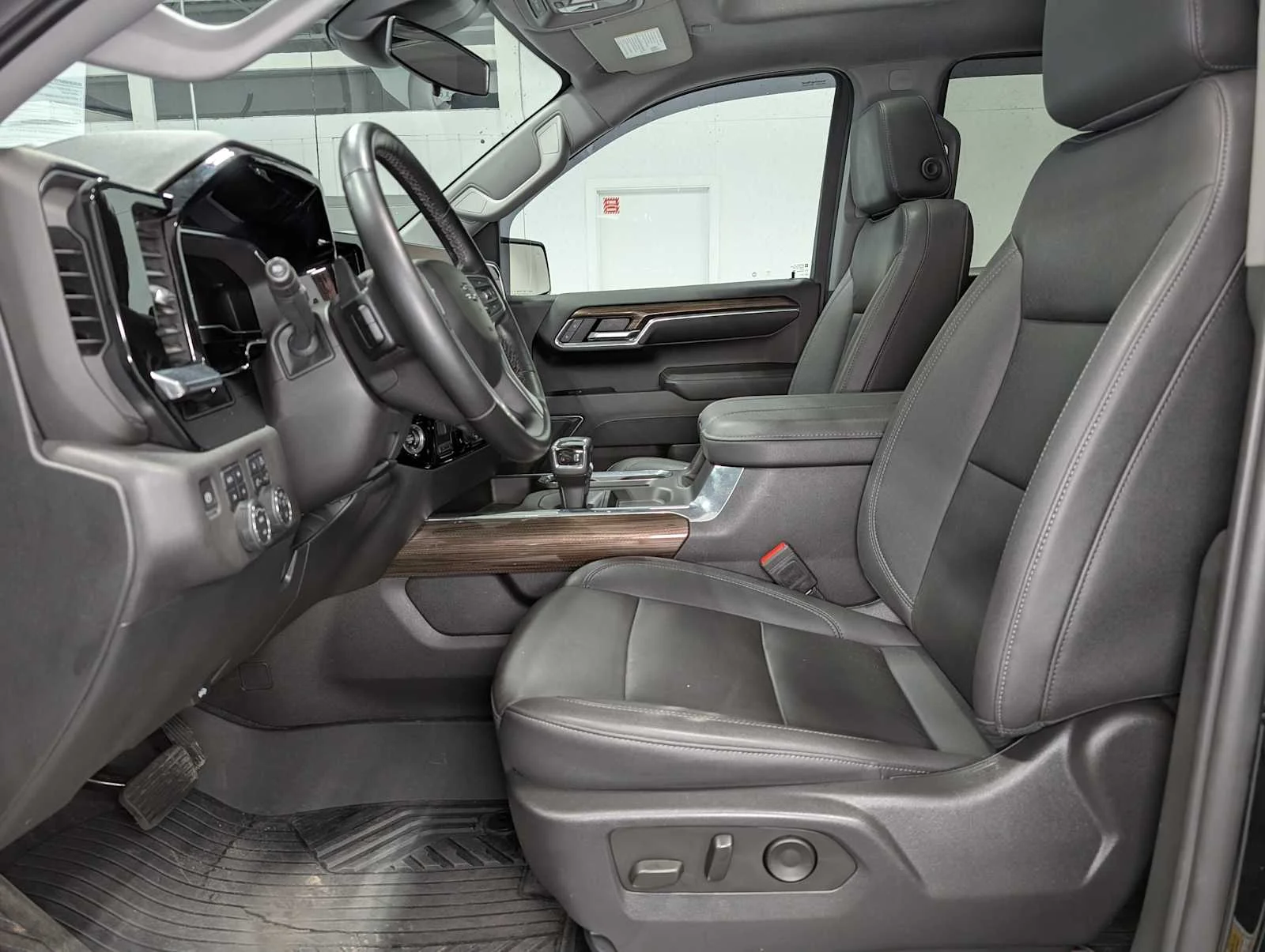 Used 2023 Black Chevrolet LT Trail Boss image 4