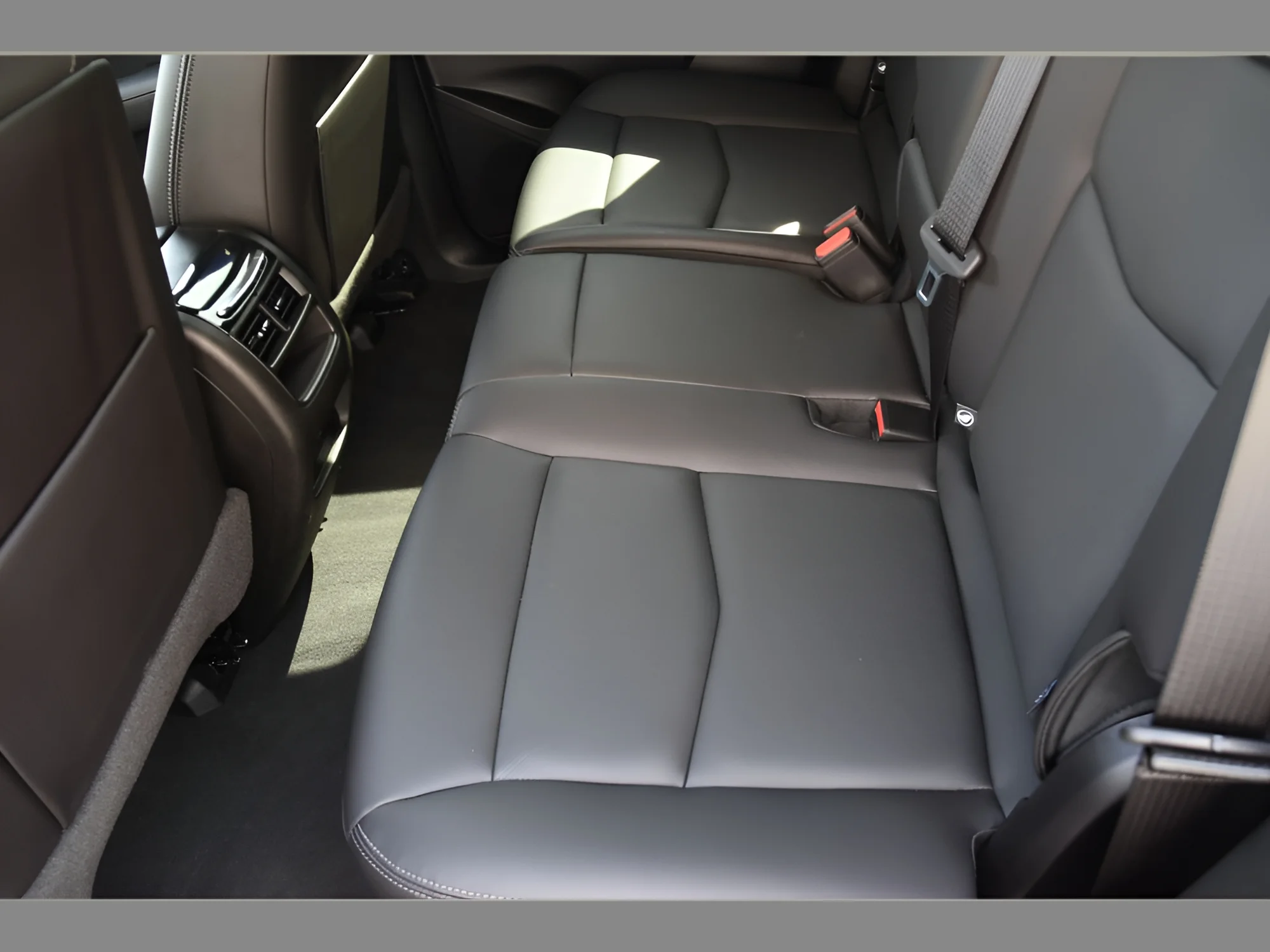 2025 Cadillac XT5 Premium Luxury - Photo 16