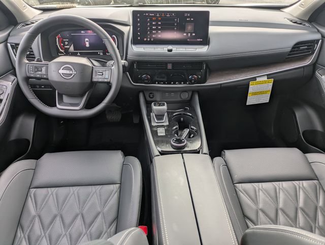 2026 Nissan Rogue Platinum - Photo 7