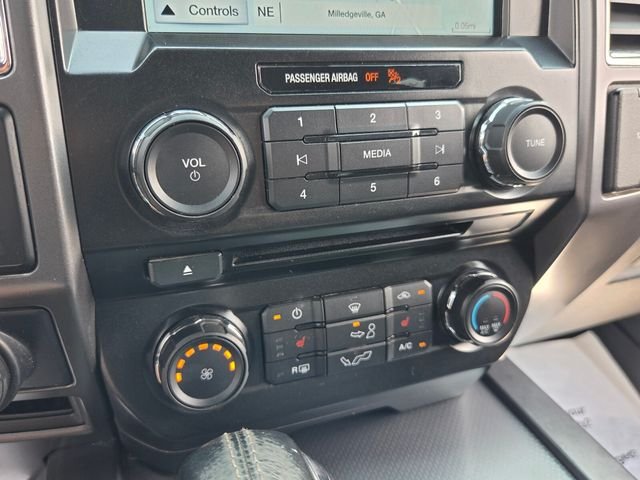 Used 2016 Blue Ford XLT image 19