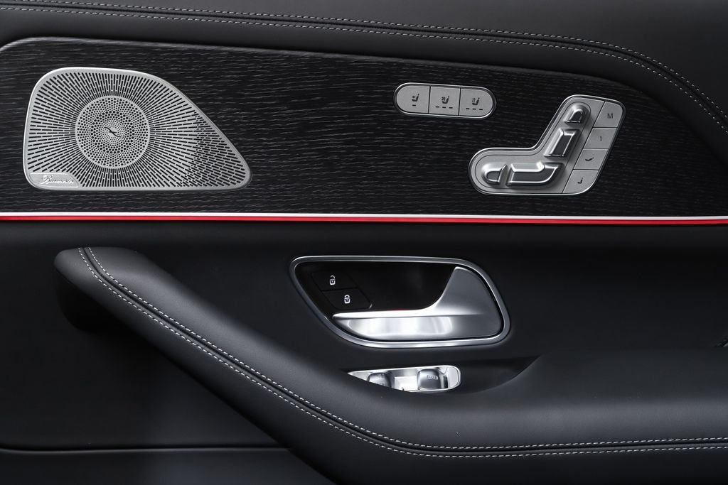 New 2026 Obsidian Black Mercedes-Benz Maybach GLS 600 image 12