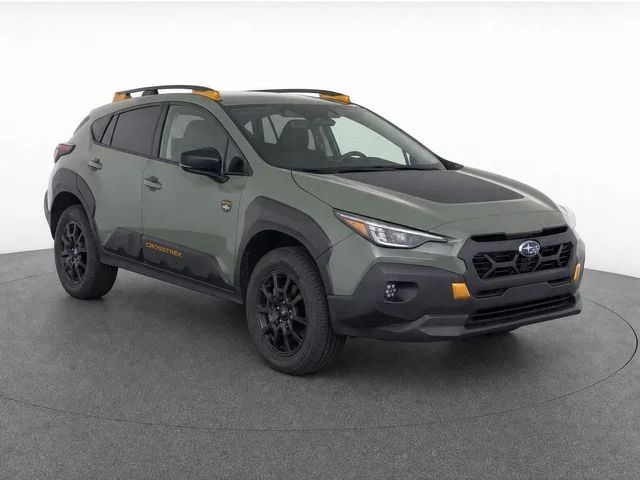Used 2024 Green Subaru Wilderness image 3