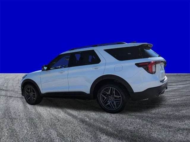 New 2026 Star White Metallic Tri-Coat Ford ST image 6