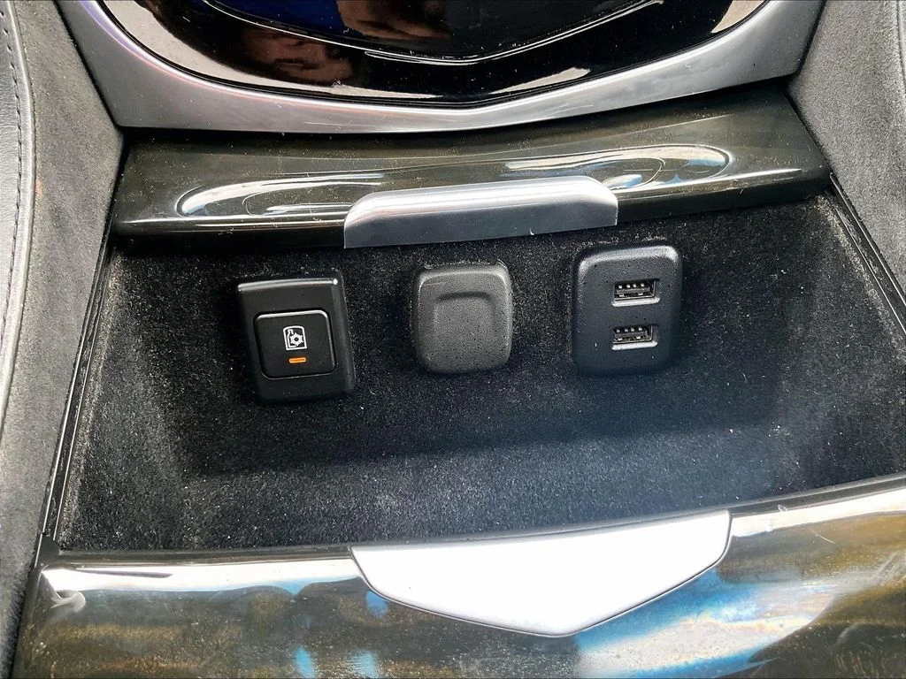 Used 2019 Gray Cadillac Platinum Edition image 20