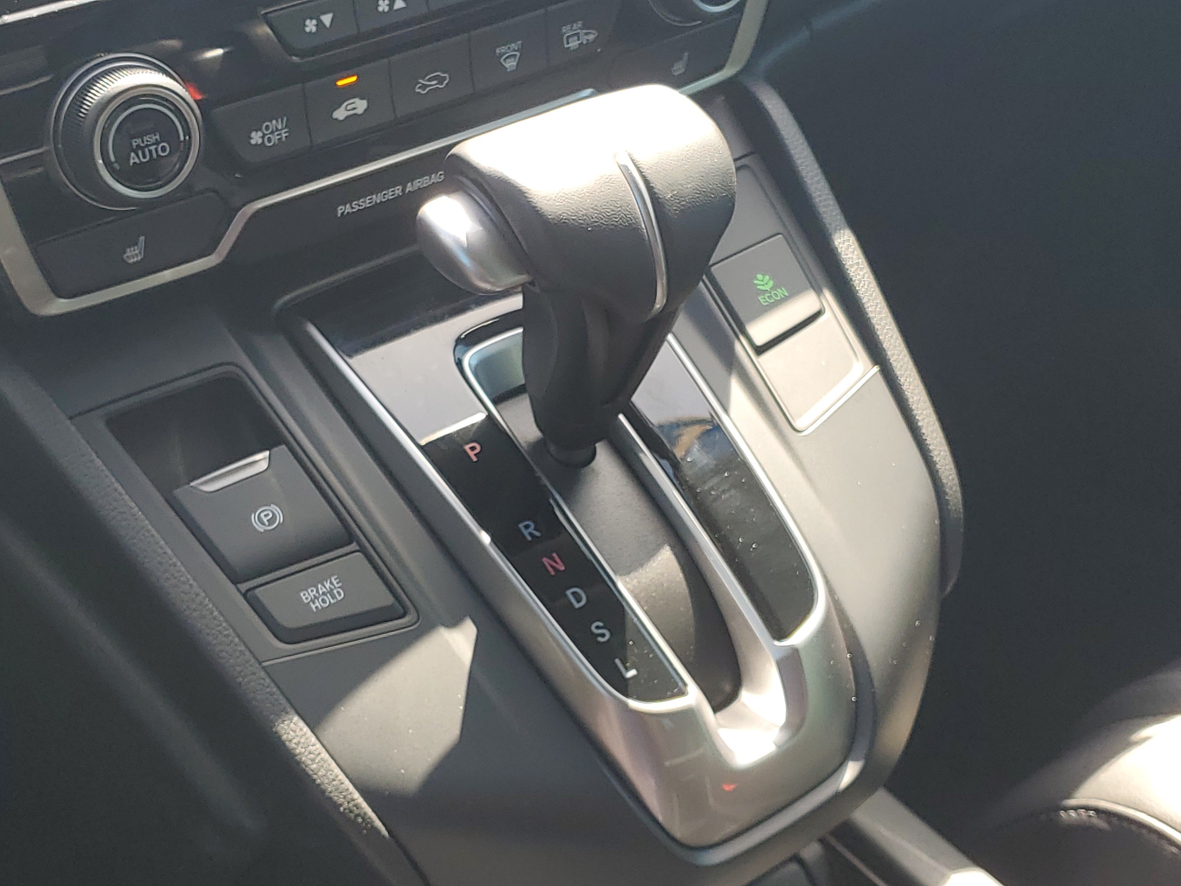 Used 2018 Silver Honda EX-L image 31