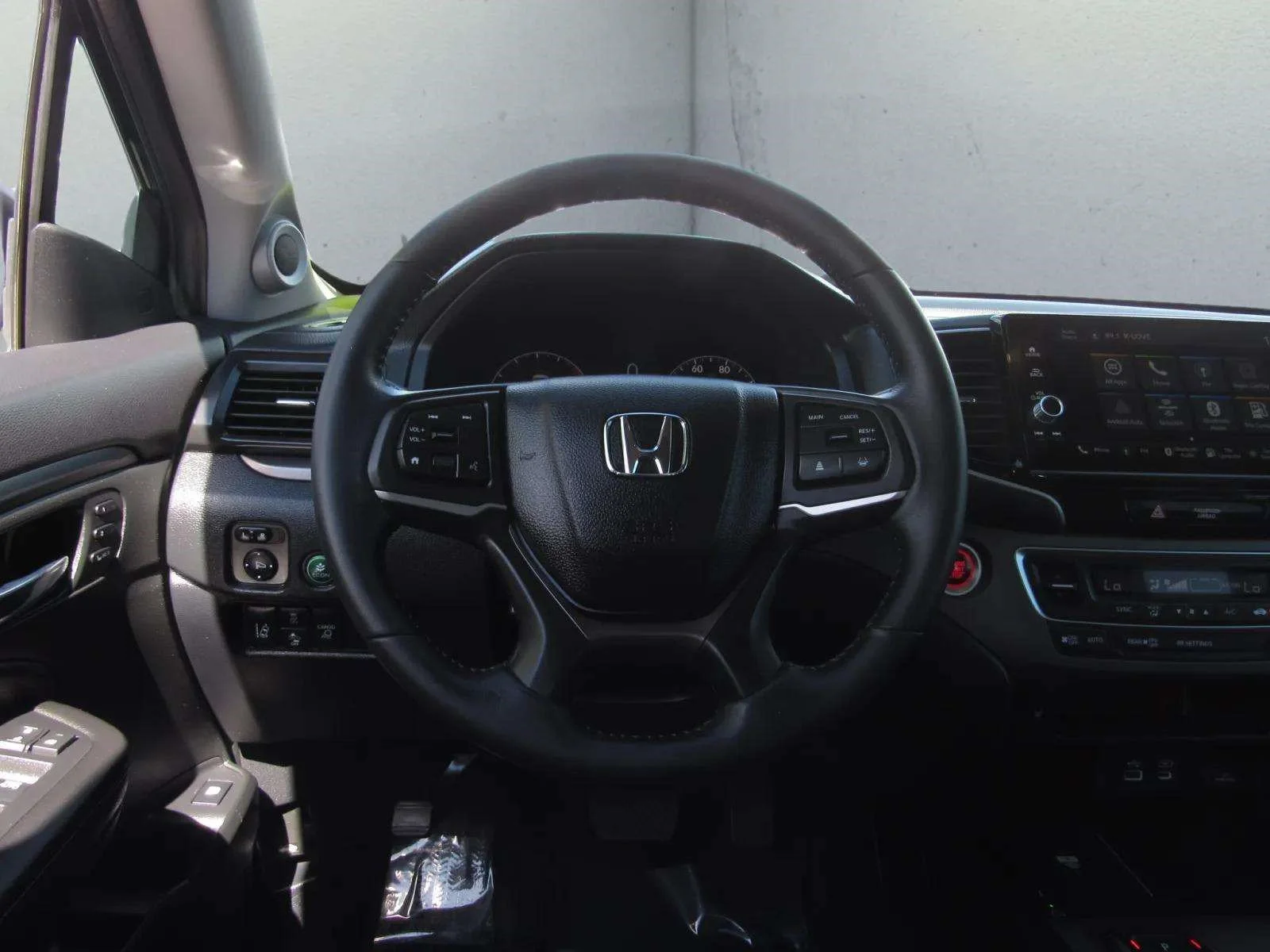 Certified Used 2024 Crystal Black Pearl Honda AWD RTL image 52