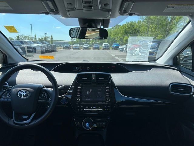 Used 2020 Gray Toyota LE image 23