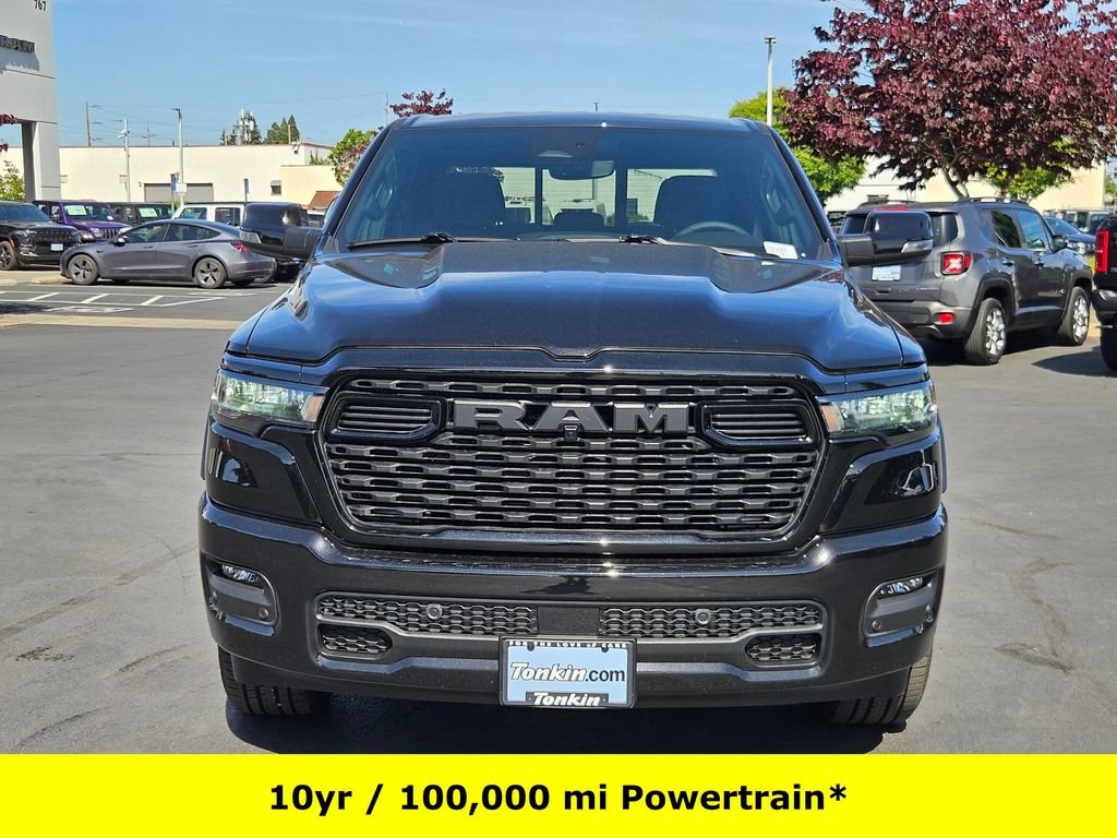 New 2026 Diamond Black Crystal Pearl-Coat Exterior Paint RAM Big Horn/Lone Star image 9