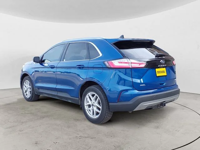 Used 2023 Blue Metallic Ford SEL image 7