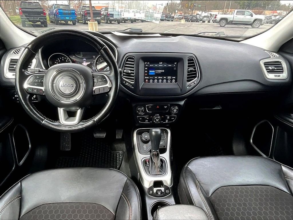 Used 2021 Blue Jeep Latitude image 20