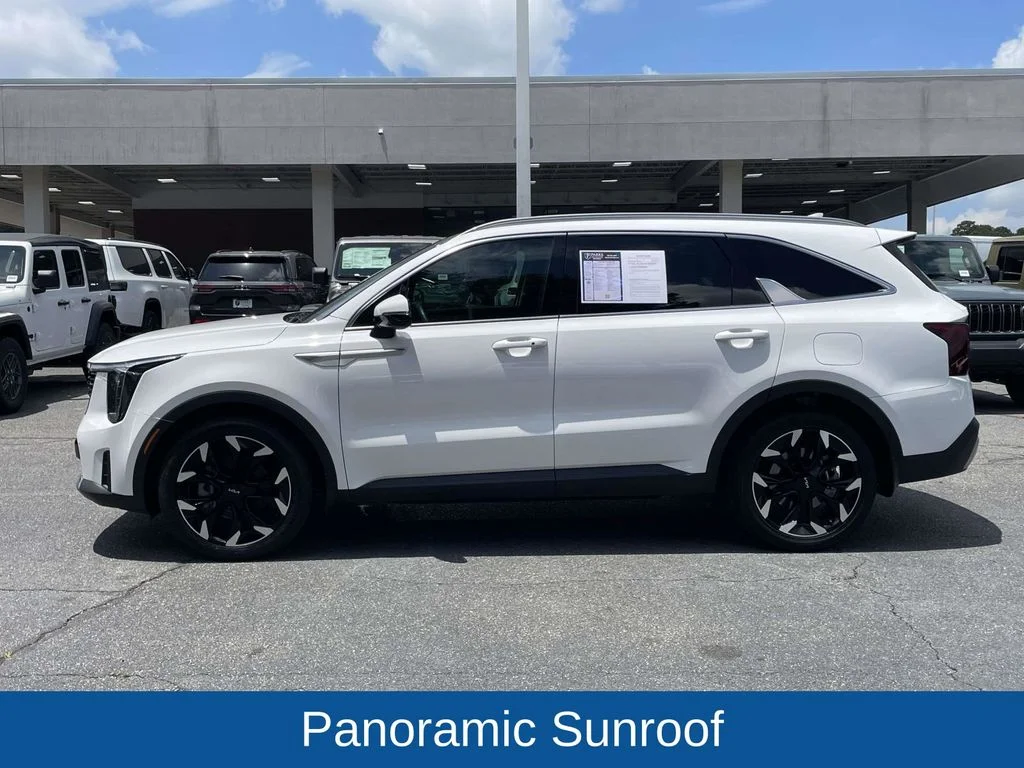 Used 2025 White Kia EX image 5