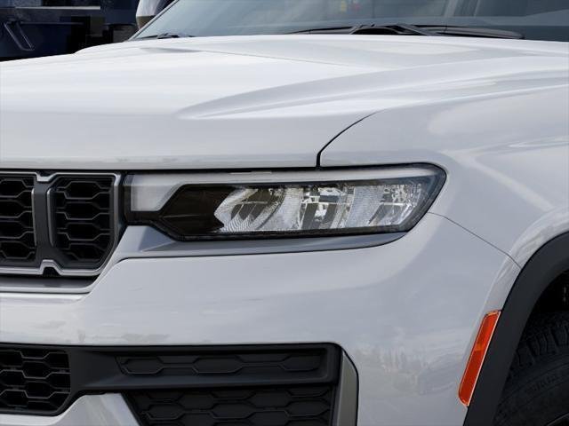 New 2026 Bright White Clear-Coat Exterior Paint Jeep Altitude image 6