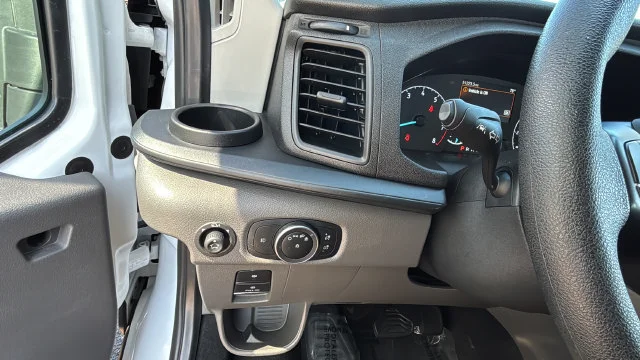 Used 2025  Ford XL image 22