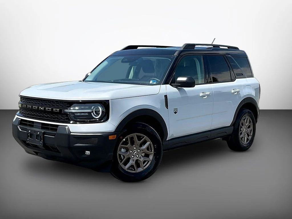 New 2026 Space White Metallic Ford Big Bend® image 2