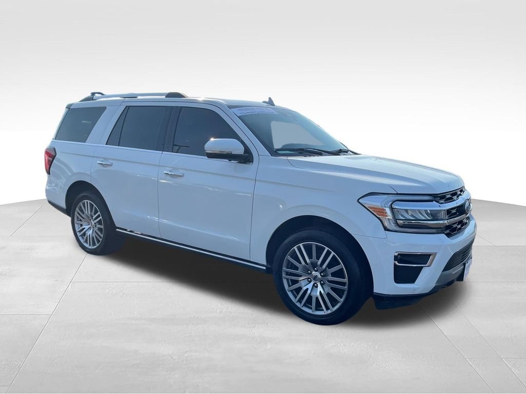 Used 2022 White Ford Limited image 7