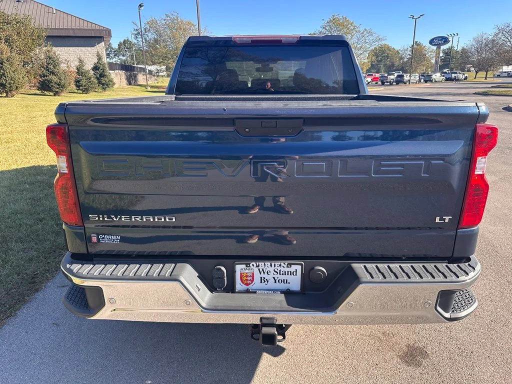 Used 2021 Blue Metallic Chevrolet LT image 6