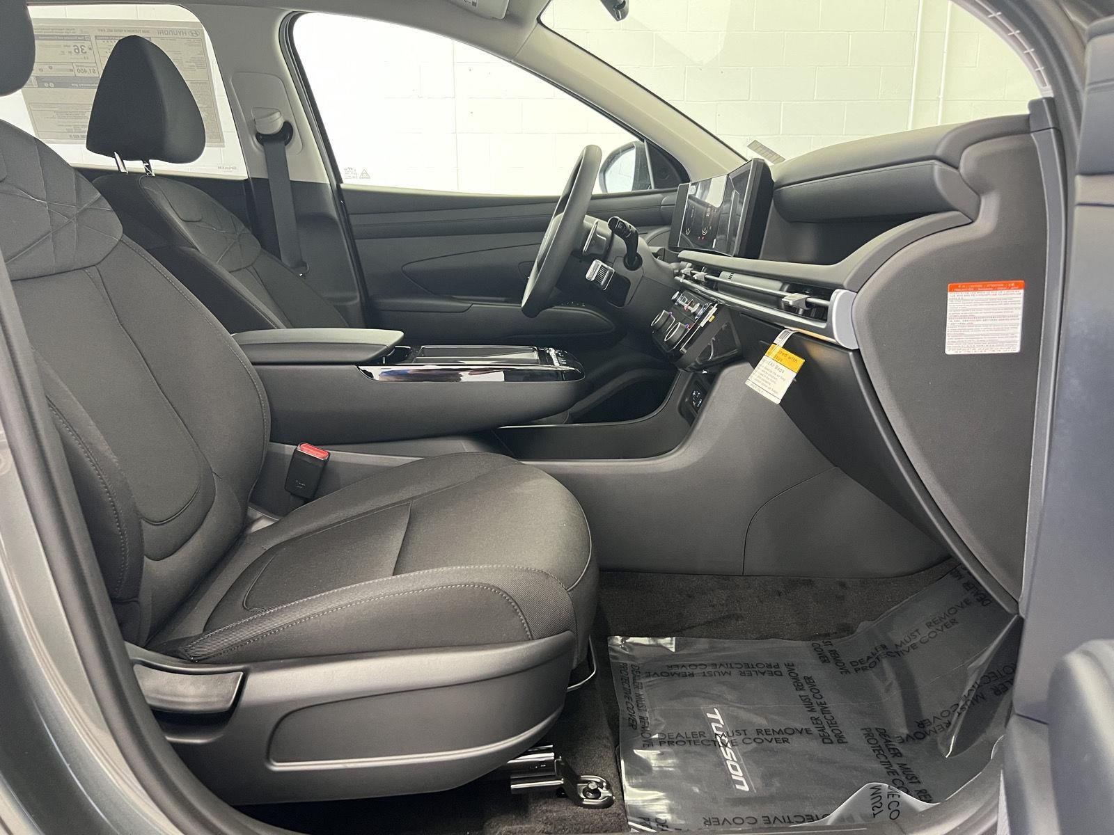 New 2026 Amazon Gray Hyundai SEL AWD image 27