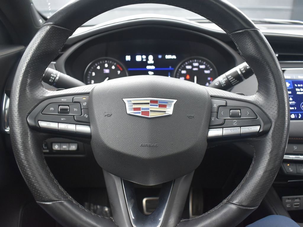 2023 CADILLAC XT4 - Image 13
