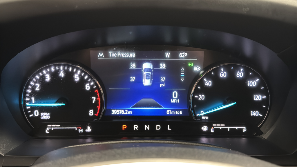 Used 2023 Star White Metallic Tri-Coat Ford XLT image 17