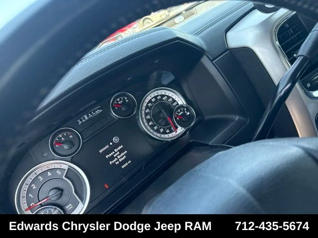 Used 2018 Black Ram Laramie image 24