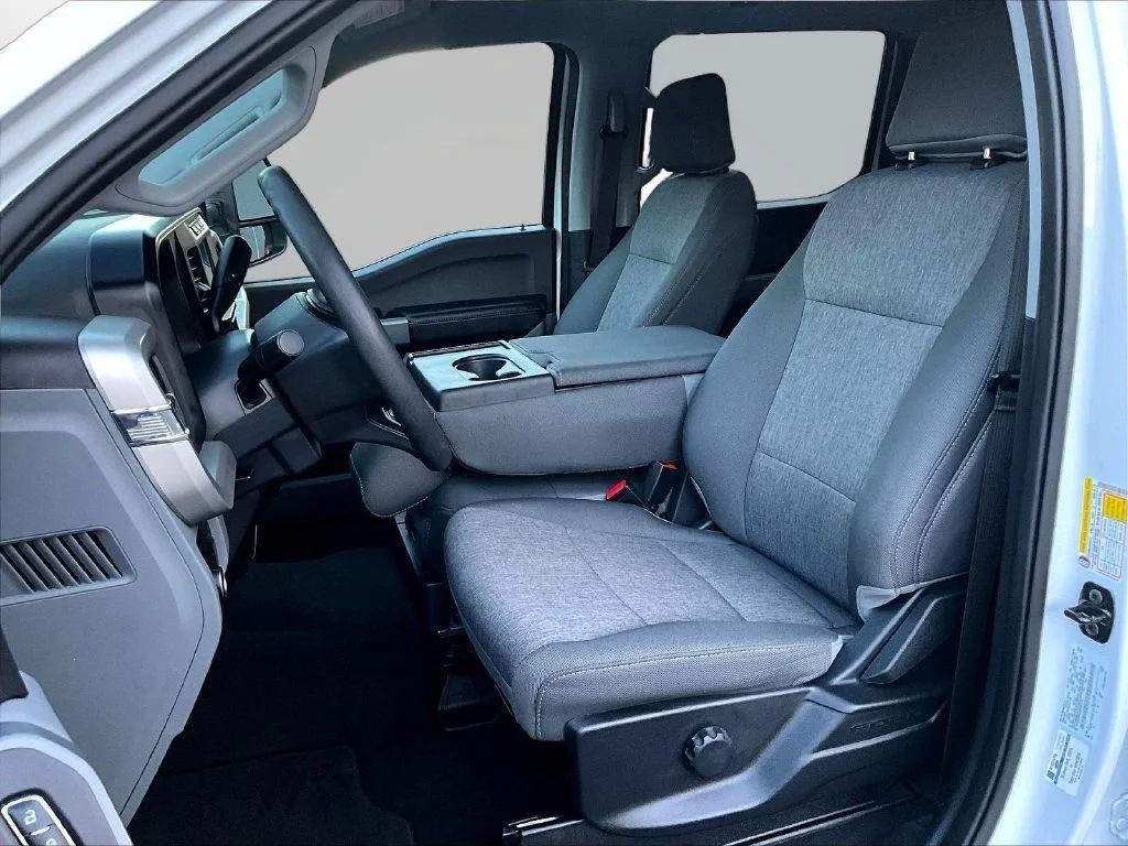 Used 2024 Oxford White Ford XL image 24