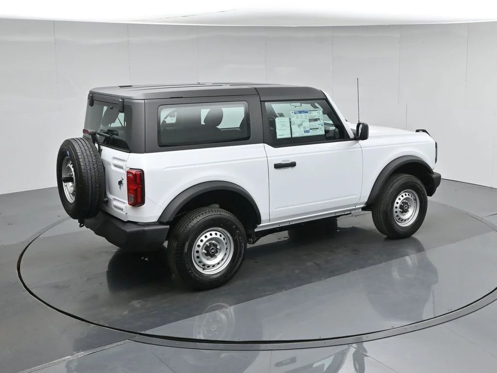 New 2026 Oxford White Ford Base image 36