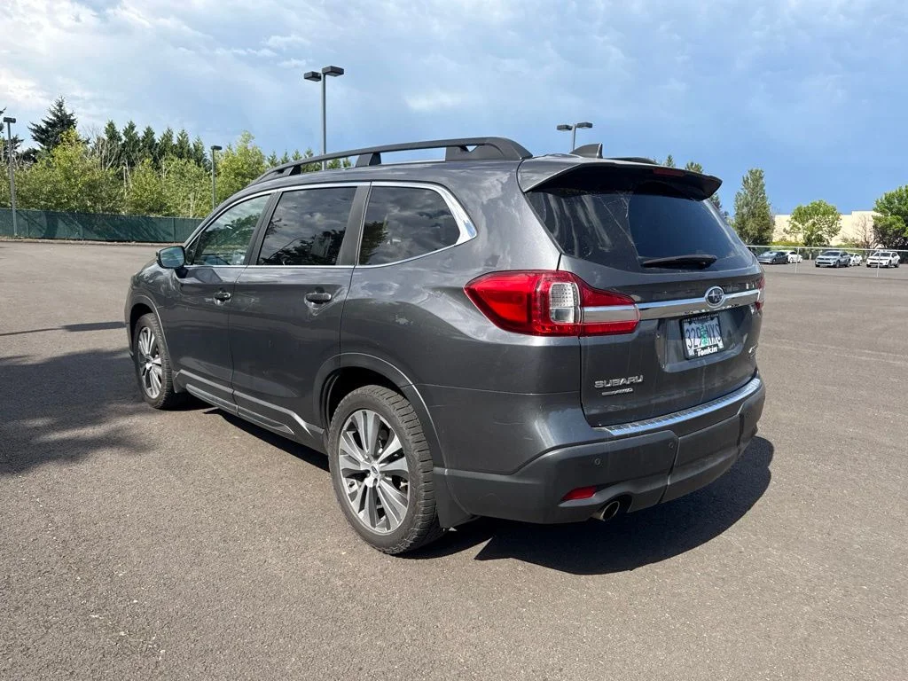 Used 2021 Magnetite Gray Metallic Subaru Limited image 5