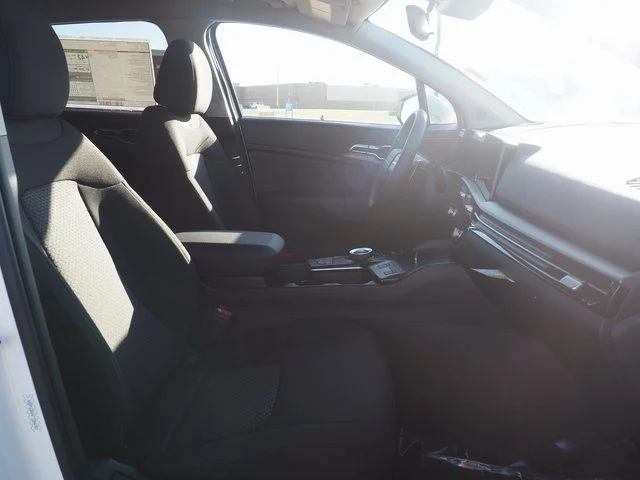 2026 Kia Sportage LX Hybrid - Photo 8