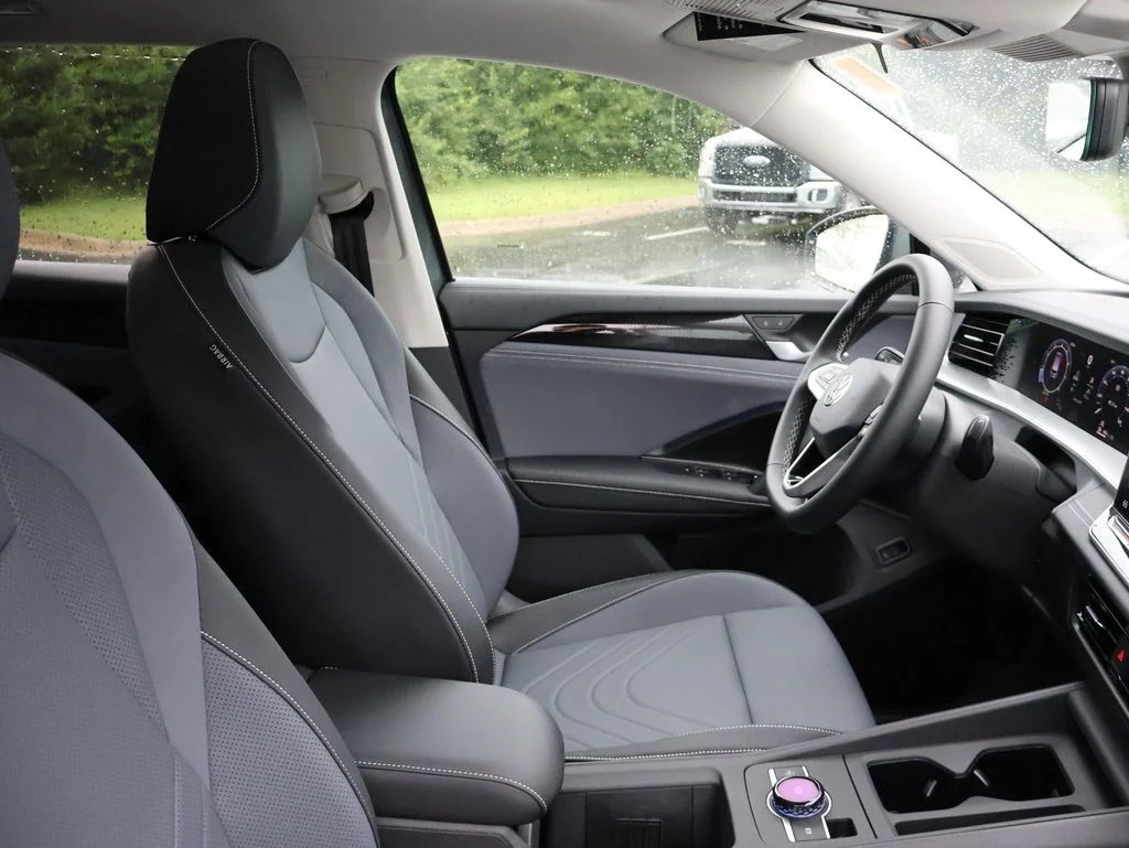 New 2026 Gray Volkswagen 2.0T SE image 13