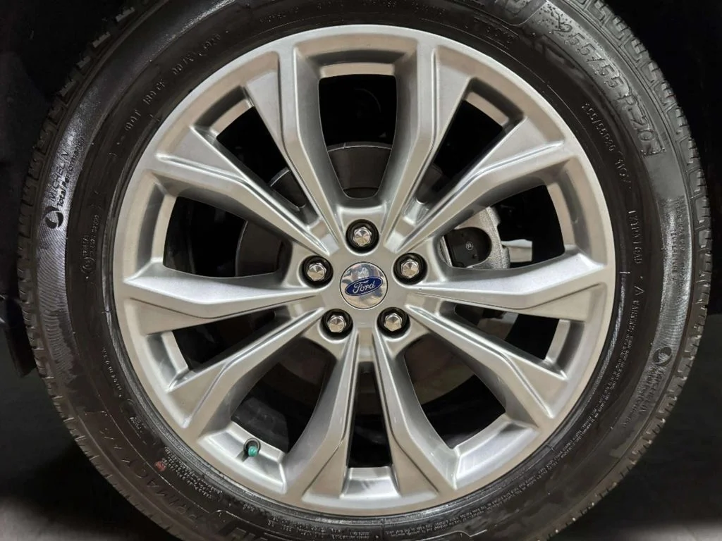 Used 2024 Stone Blue Metallic Ford XLT image 34