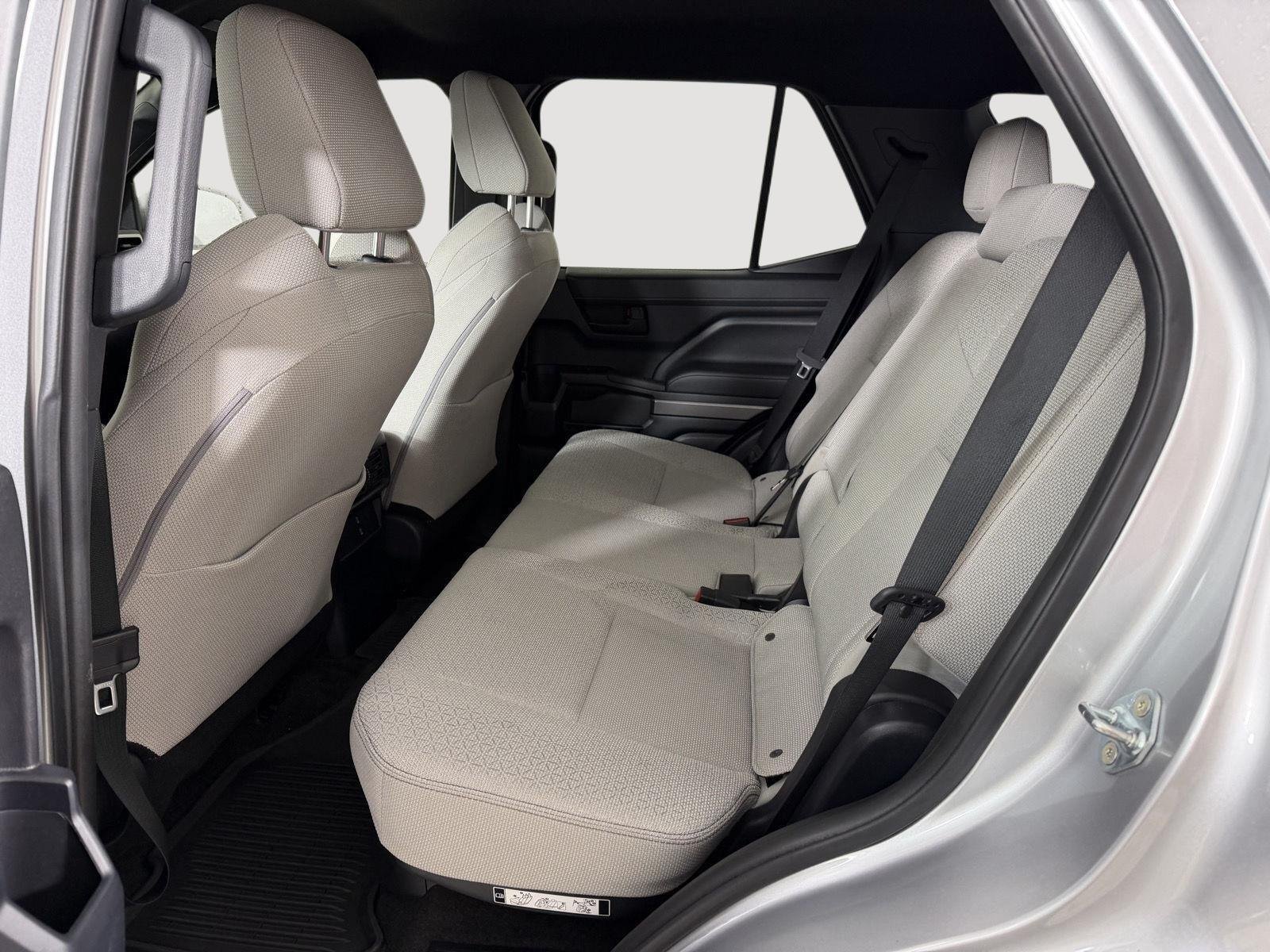 Used 2026 Cutting Edge Toyota SR5 image 4