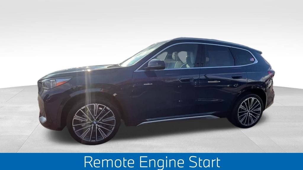 Used 2026 Blue BMW xDrive28i image 5