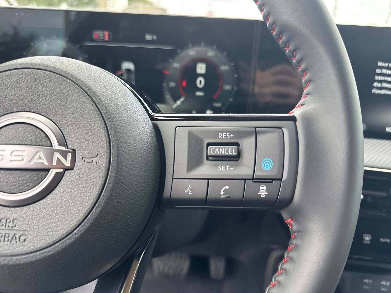 New 2026 Nissan Kicks SR 4D Sport Utility