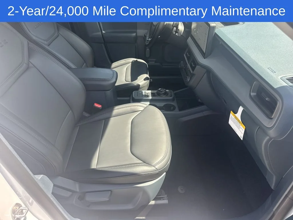 New 2026 Oxford White Ford Lariat image 13