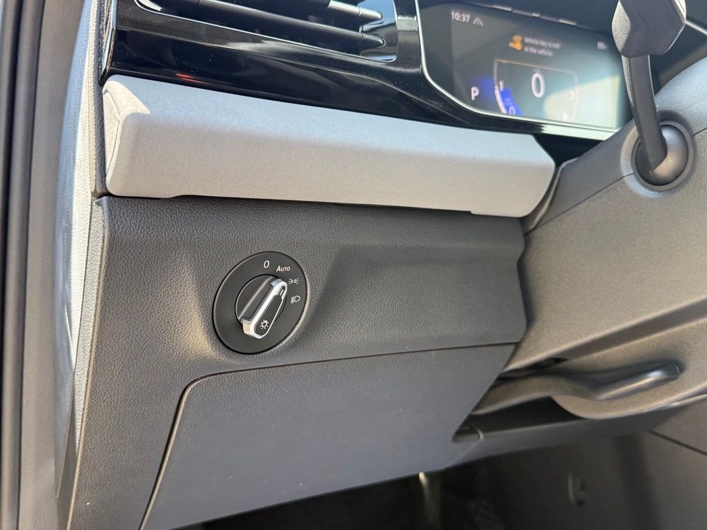 New 2026 Gray Volkswagen 1.5T SE image 25