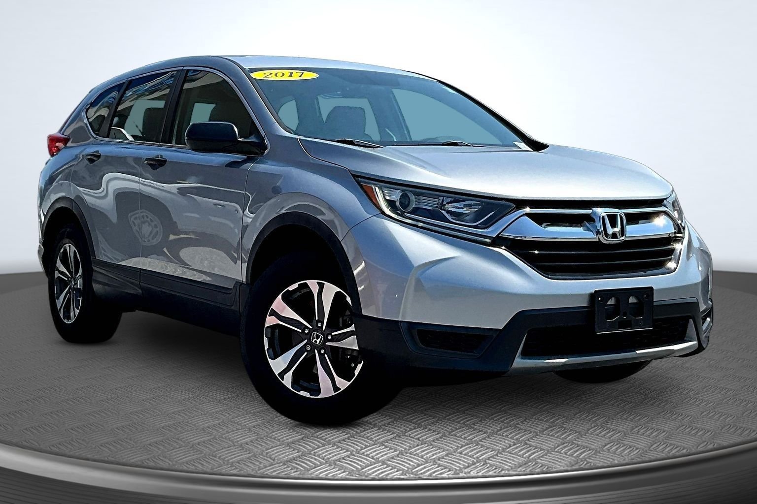 Used 2017 Silver Honda LX image 3