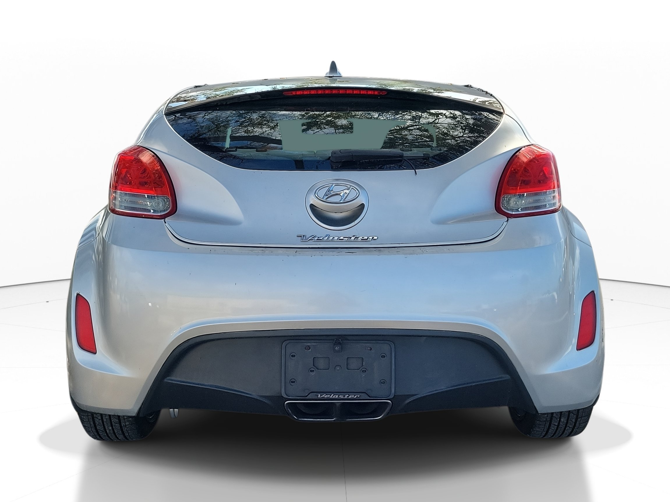 Used 2012 Ironman Silver Metallic Hyundai w/Gray Int image 10