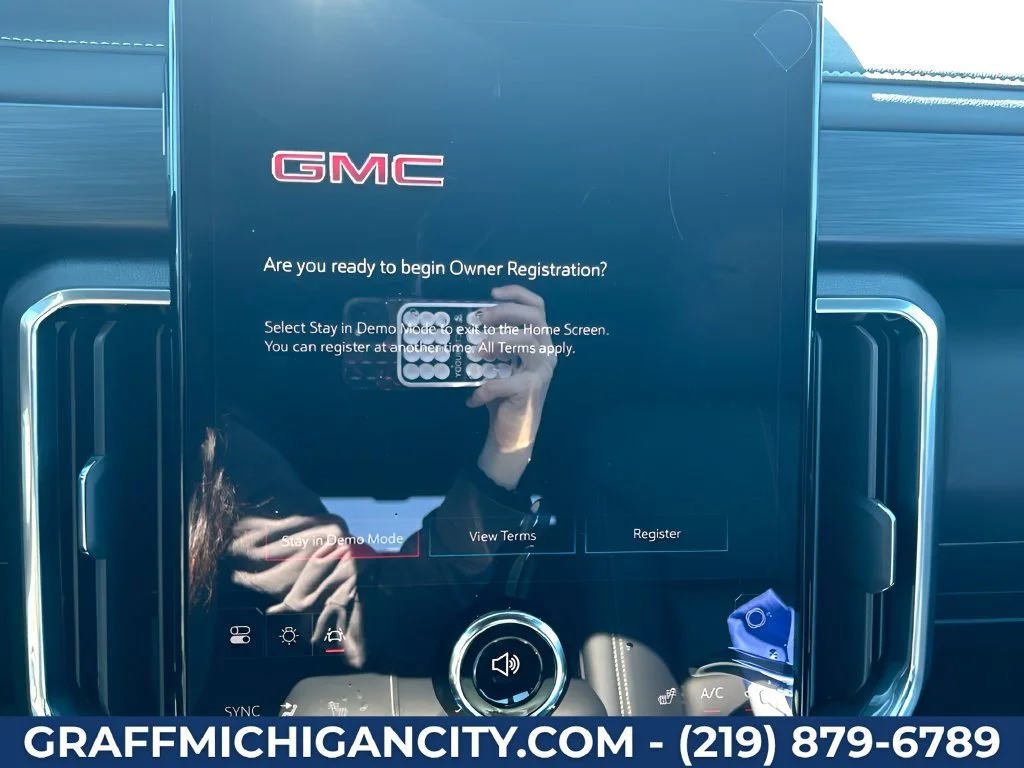 2027 GMC Acadia Elevation - Photo 28