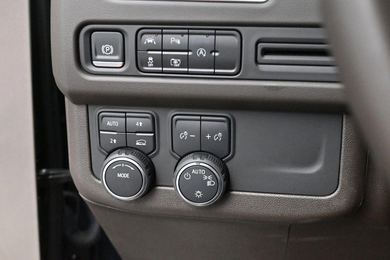 Used 2024 Black Chevrolet LT image 23