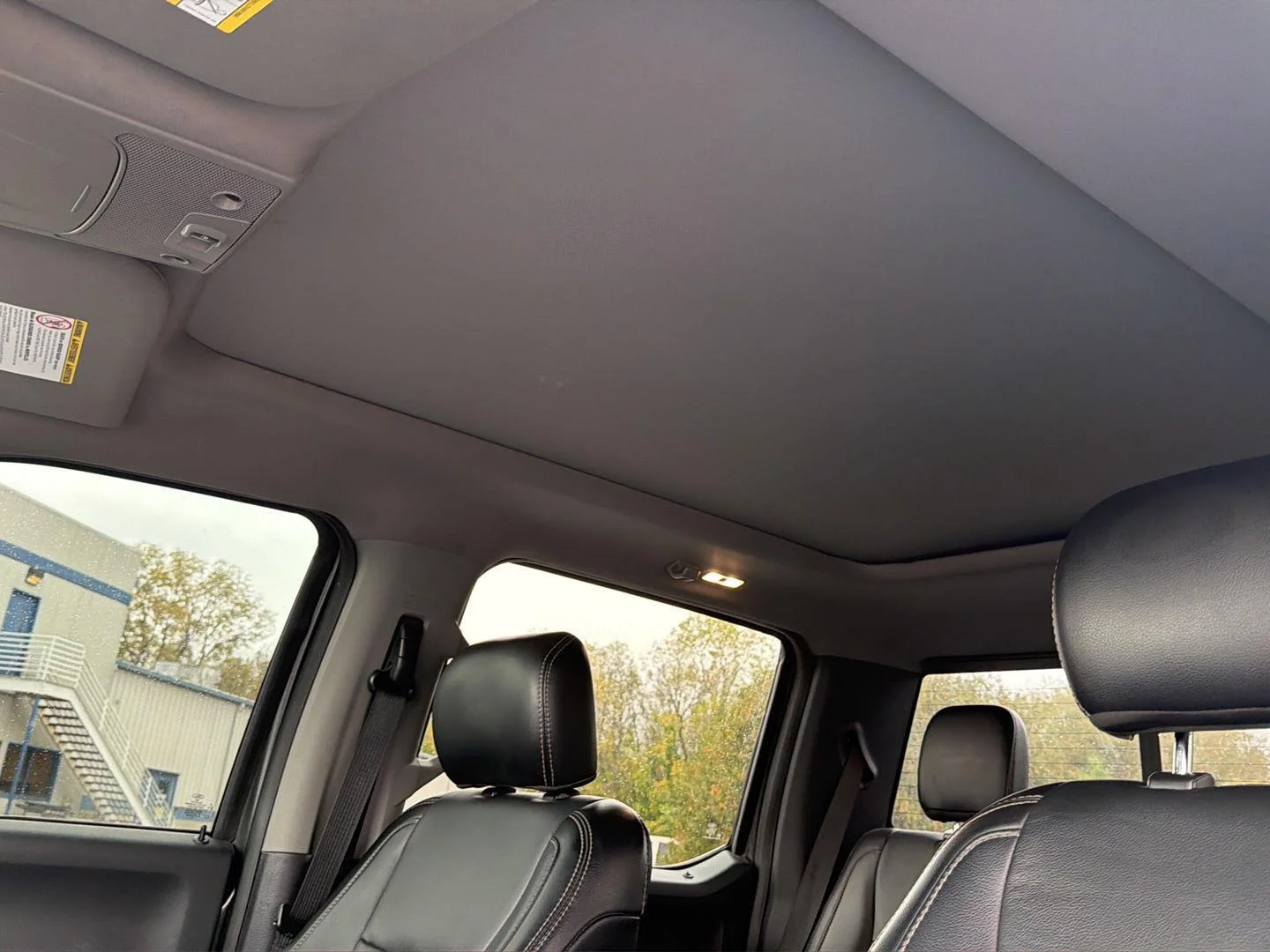 Used 2019 Magnetic Ford Lariat image 21