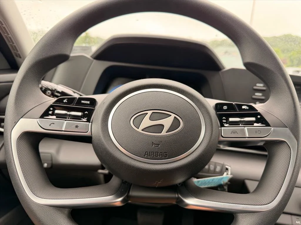Used 2026 Black Hyundai SE image 12