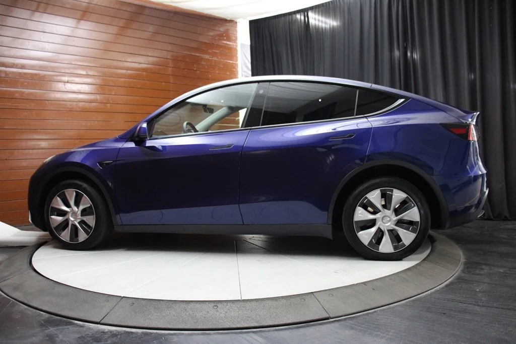 Used 2023 Deep Blue Metallic Tesla Long Range image 43