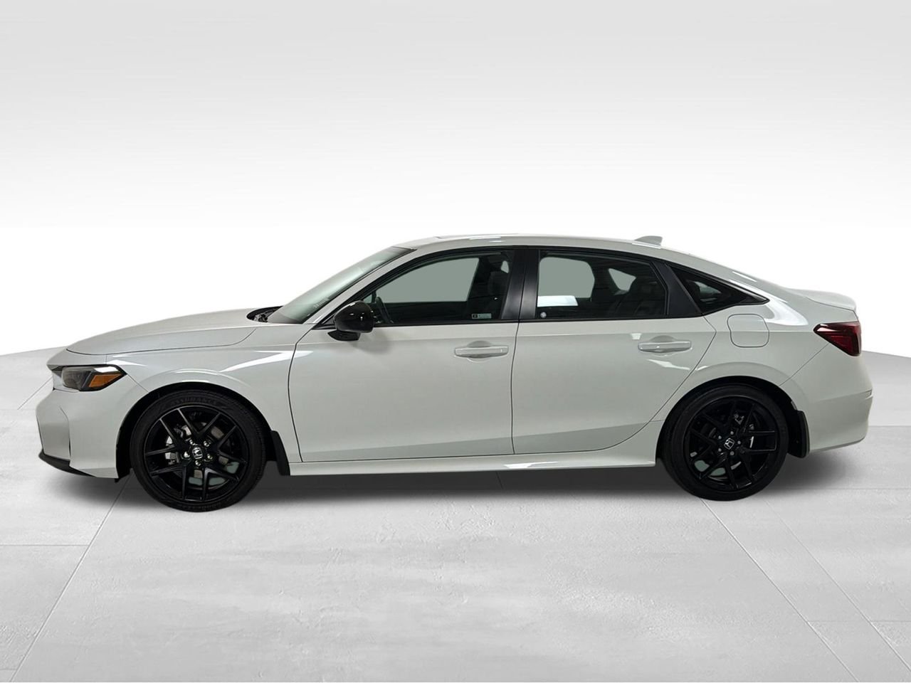 Used 2025 White Honda Sport image 8