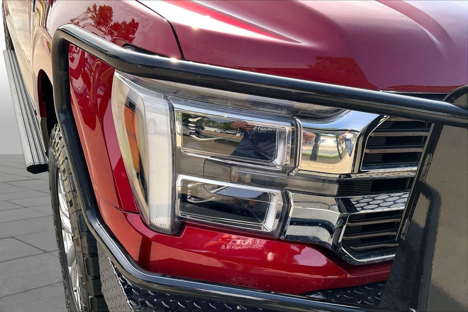 Used 2026 Ruby Red Metallic Tinted Clearcoat/Marsh Gray Ford King Ranch image 27