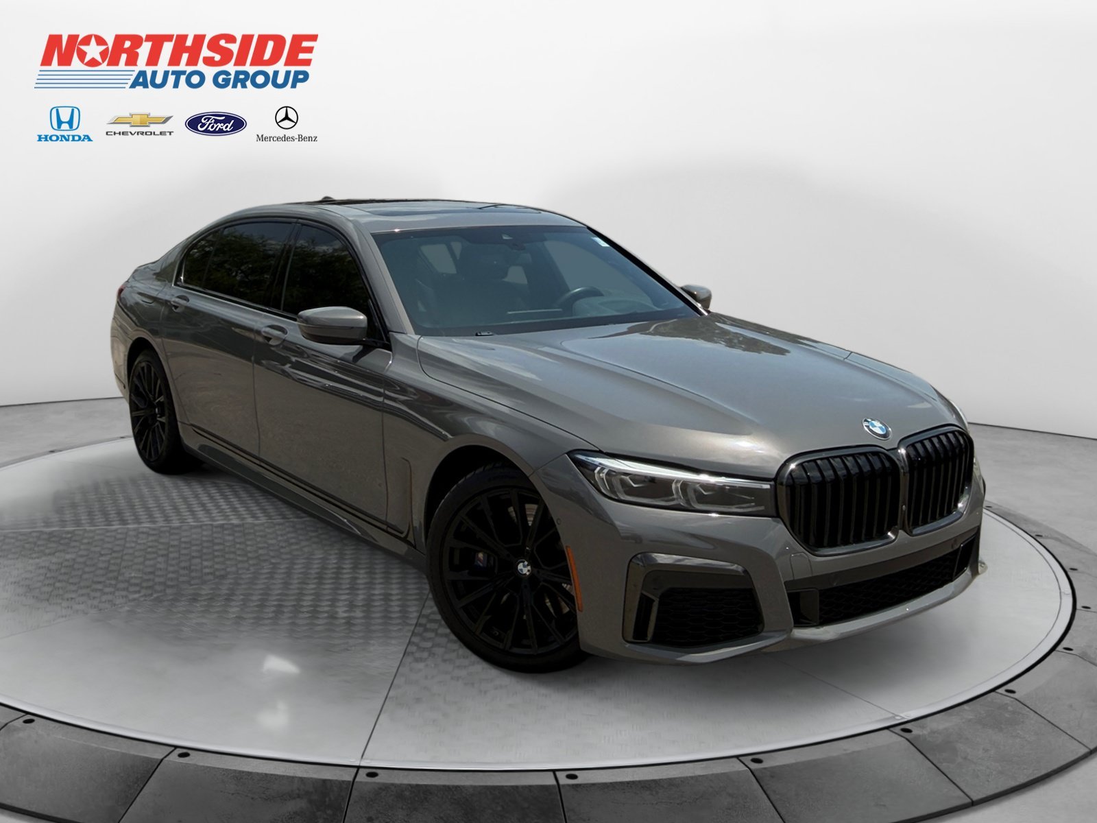 Used 2020 Bemina Grey Amber Effect BMW 750i xDrive image 1