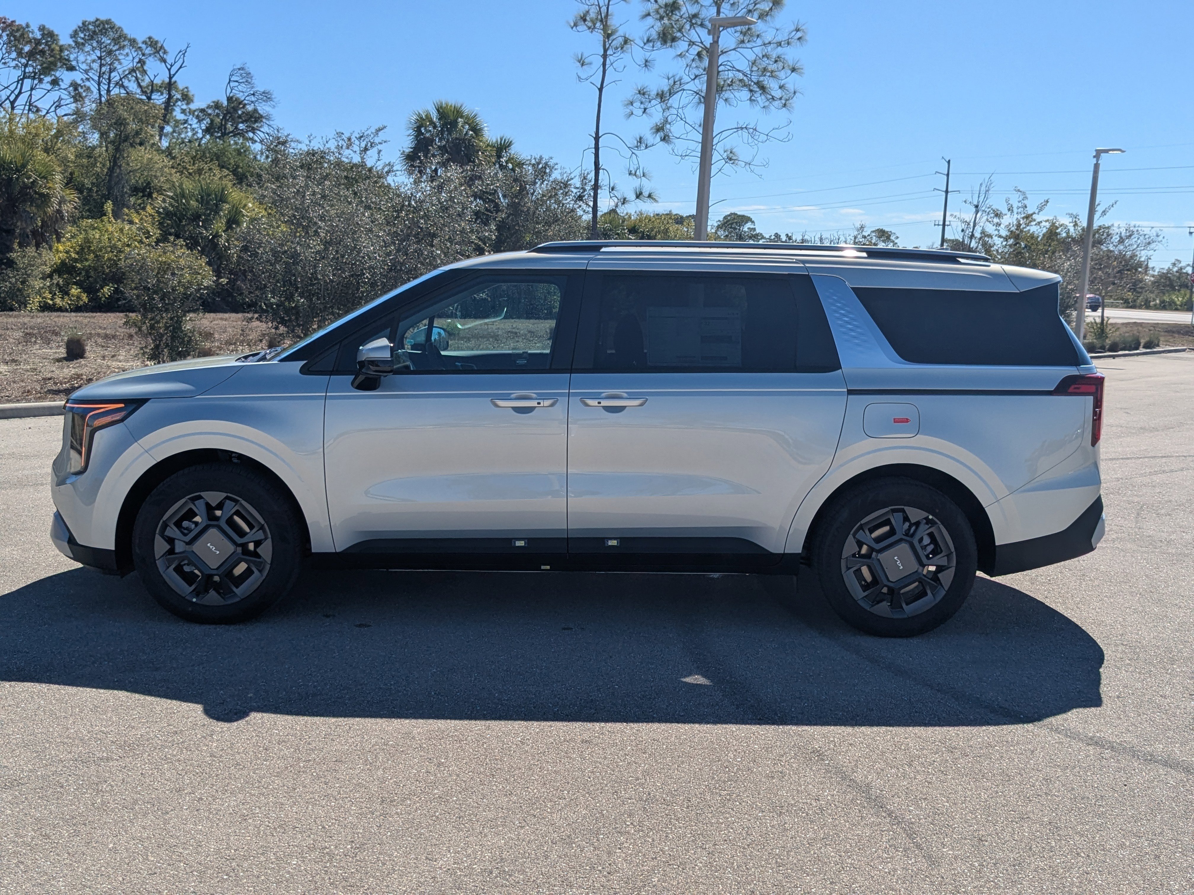 New 2026 Ivory Silver Kia EX image 8