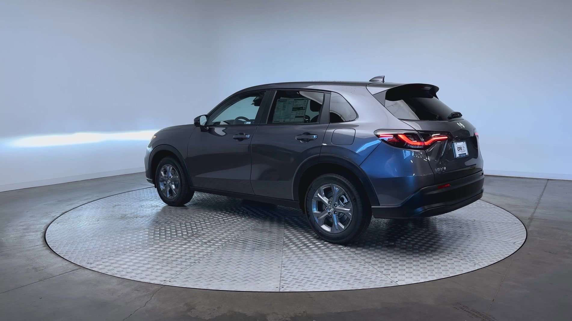 New 2026 Modern Steel Metallic Honda LX image 6